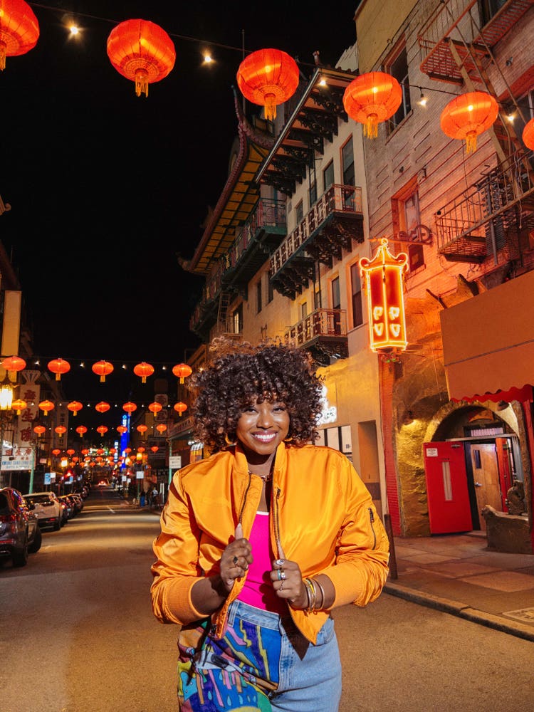 Adobe Firefly Generative Remove in Lightroom – blur background street image – enhanced