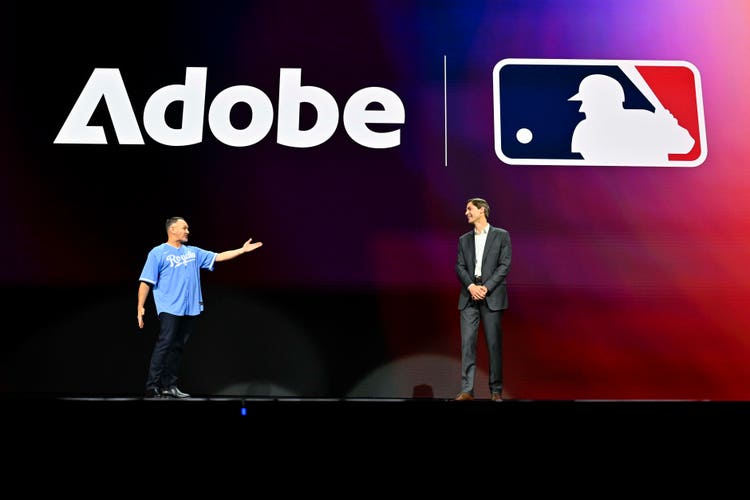 Adobe Summit – On stage with MLB image